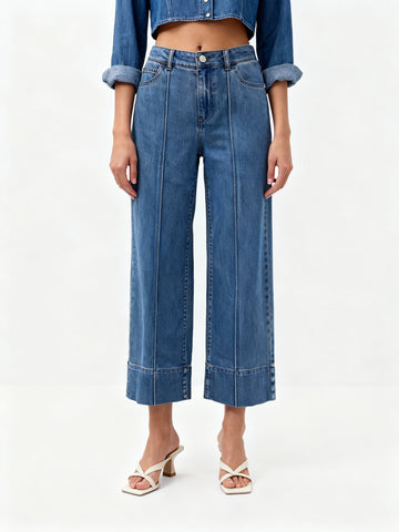 Pintuck Cropped Jean