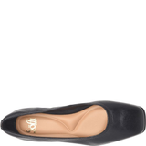 Poppy Black
